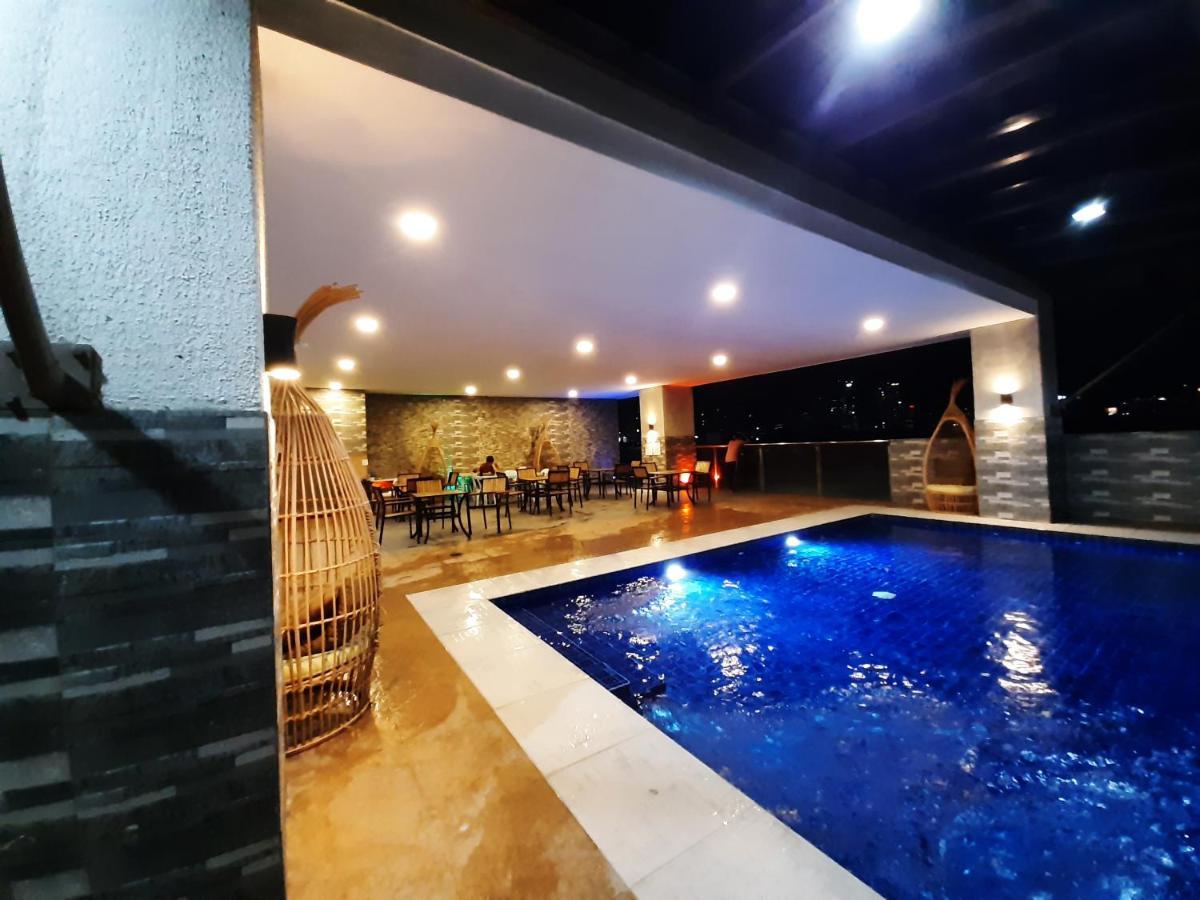1809 Sunvida Tower Condo Across Sm City Cebu Exterior photo